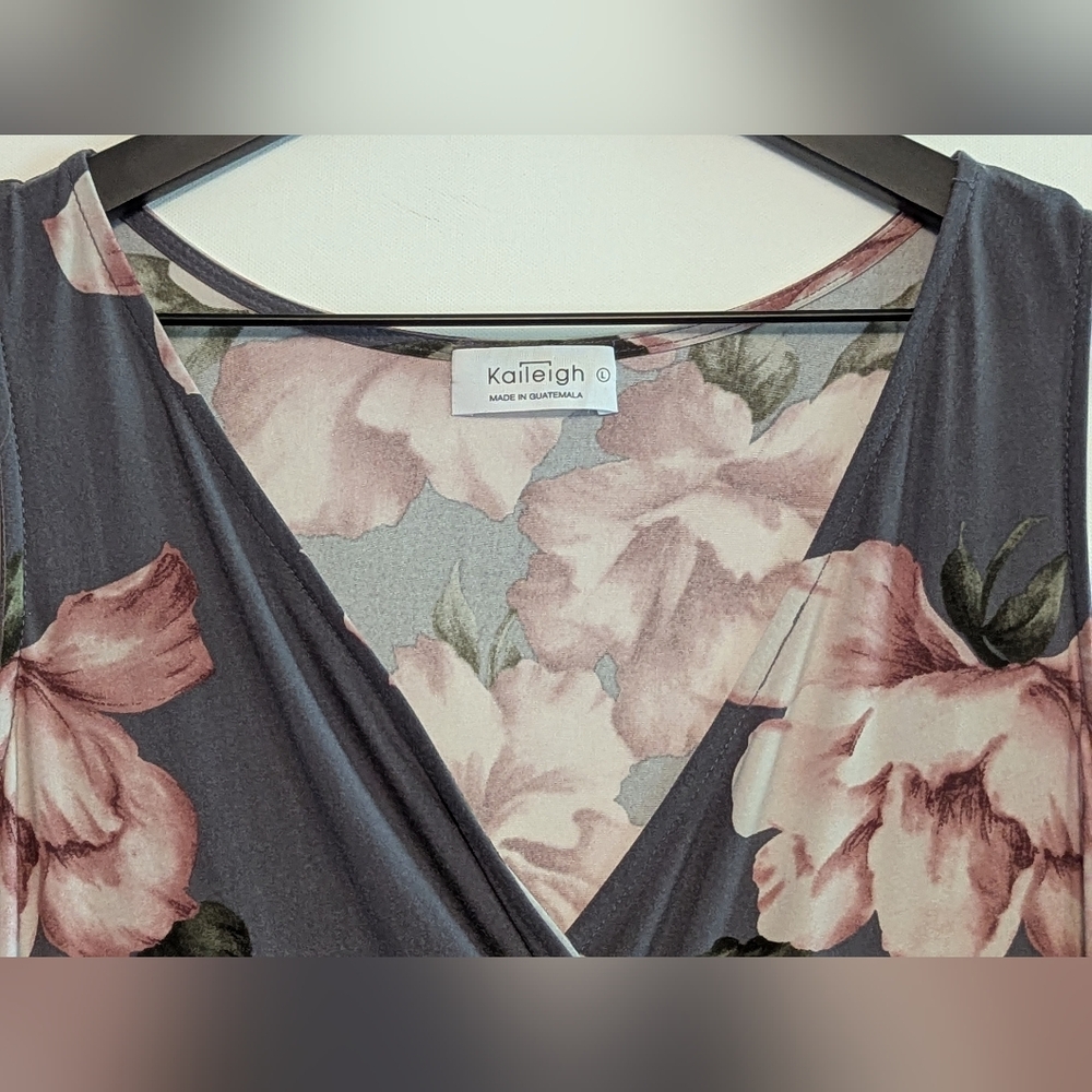 Kaileigh Floral Midi Dress Pink  Gray Flowers Sz Large Soft Flowy Large Feminine - Picture 2 of 3